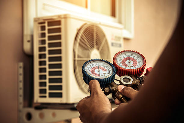 Professional Hvac Installation technician working in Earl, NC